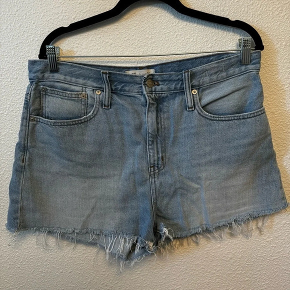 Madewell The Mom Jean Short - Picture 4 of 6